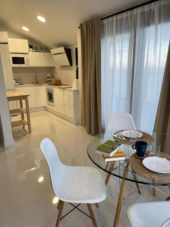 Precioso Atico, Nuevo, A 50M De La Playa, Manilvaアパートメント エクステリア 写真
